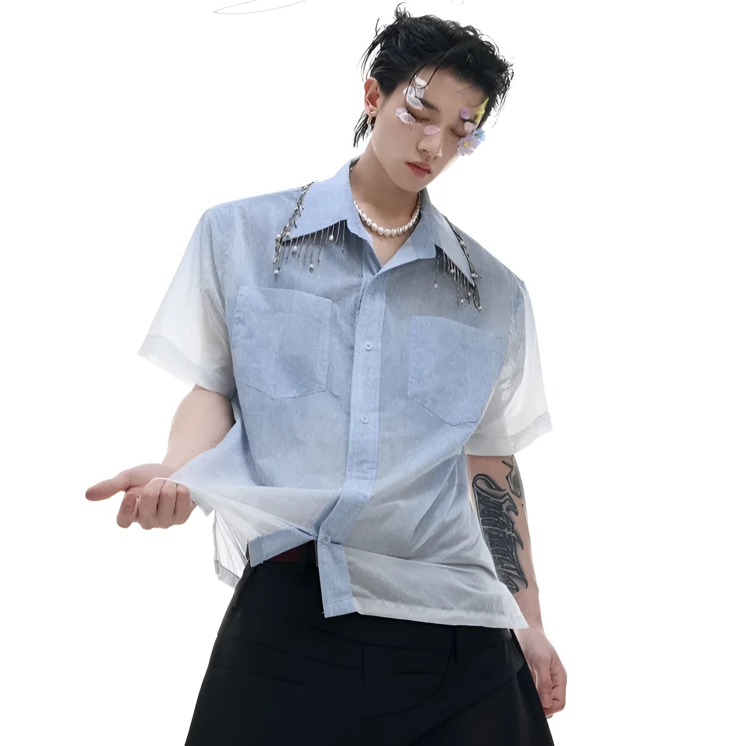 Blue and white gradient men's casual half-sleeve shirt with a loose fit