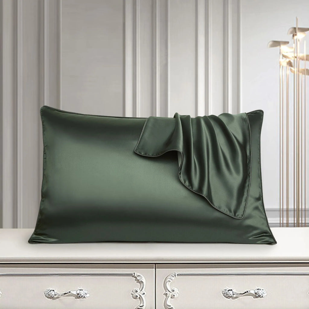 100% mulberry silk pillowcase in palace luxury style, size 48cm by 74cm.