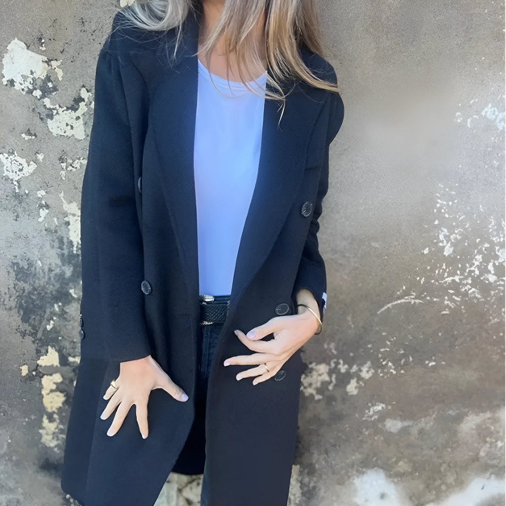 Women's mid-length double-breasted lapel jacket in solid colour polyester with long sleeves, loose fit version