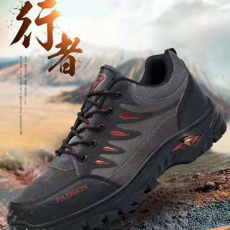 Men's suede hiking shoes in green colour with rubber soles and lace-up closure