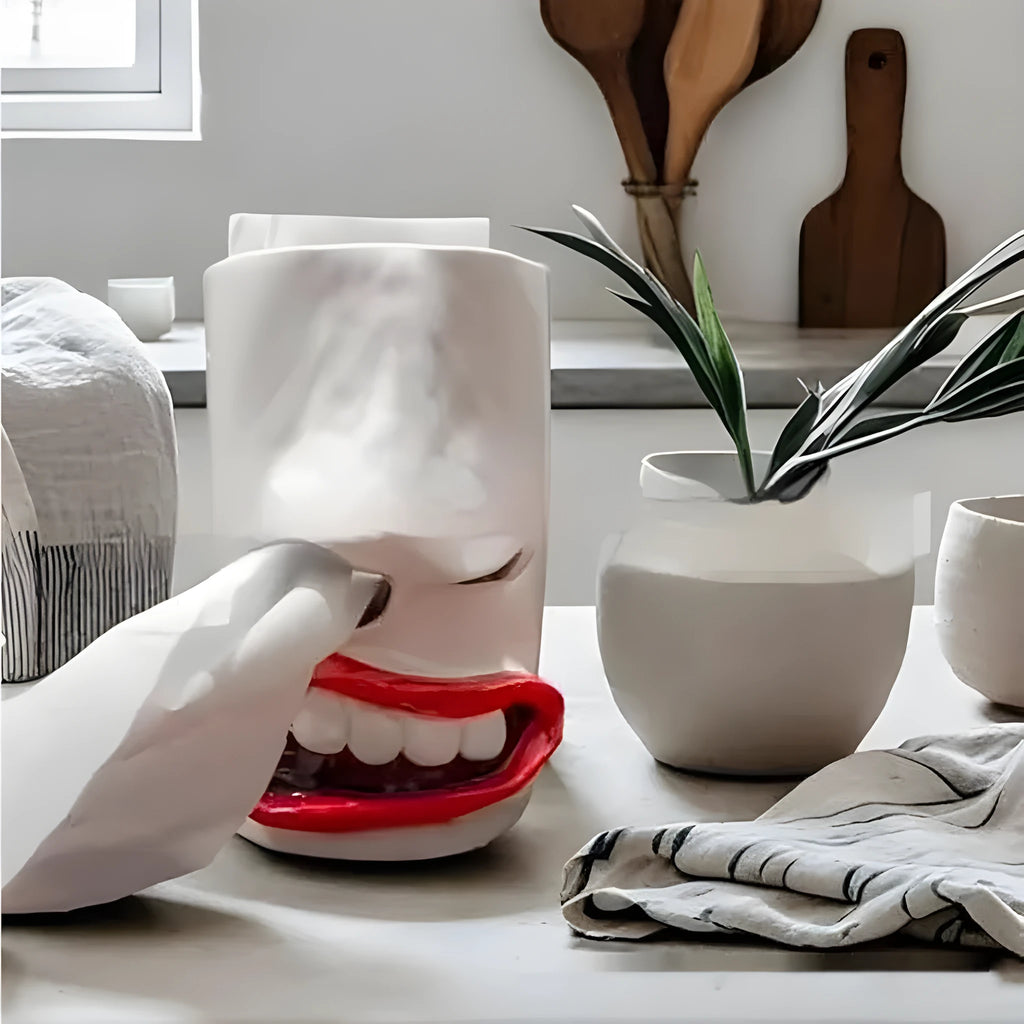 American-style fun design resin tissue box cover for desktop decoration, 8.5 cm by 14.6 cm.