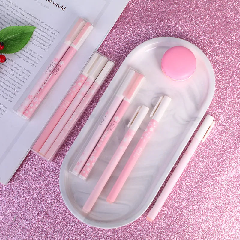 Sakura gel pen set with 0.38mm and 0.5mm tip sizes showing plastic construction