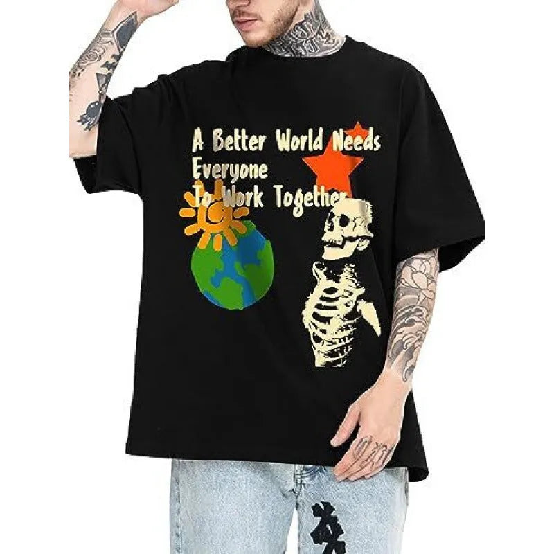 Men's short-sleeved casual T-shirt with a digital printed pattern, made from polyester fabric.