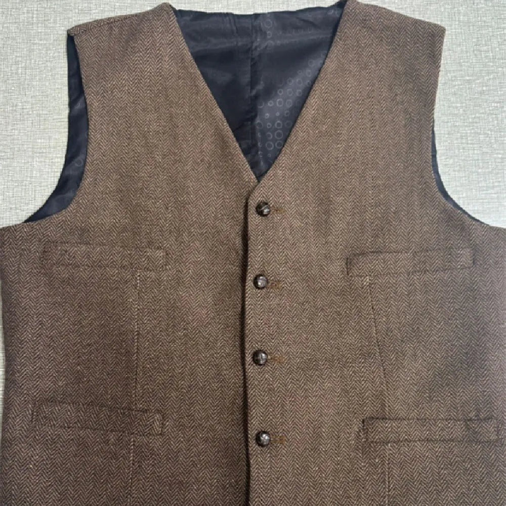 Fashion casual herringbone men's vest in slim fit viscose, available in multiple colours including brown and navy blue