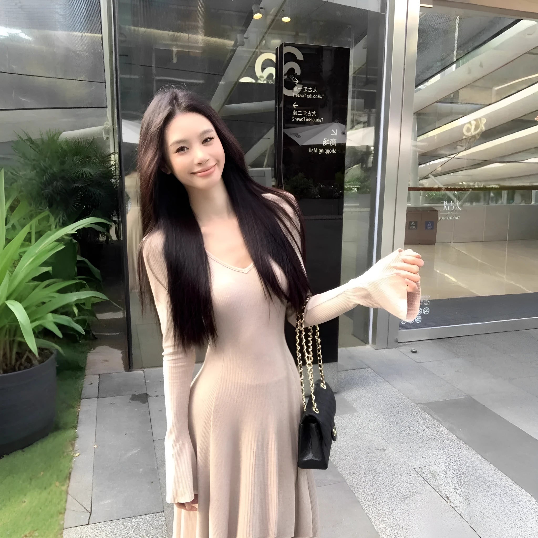 Knitted women's high waist hooded long sleeve dress in solid colour with splicing detail