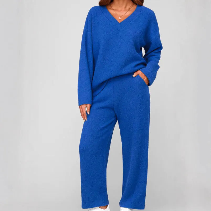 Women's V-neck wool loose pockets leisure suit two-piece pajamas in solid colour, polyester fabric, long sleeves, loose fit trousers