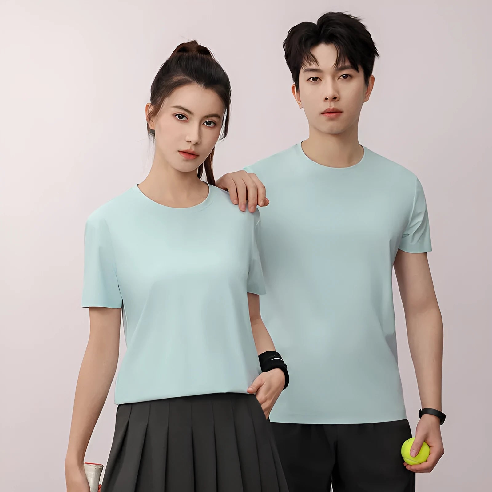 Men's slim fit ice silk t-shirt in solid colour with short sleeves, shown in apple green