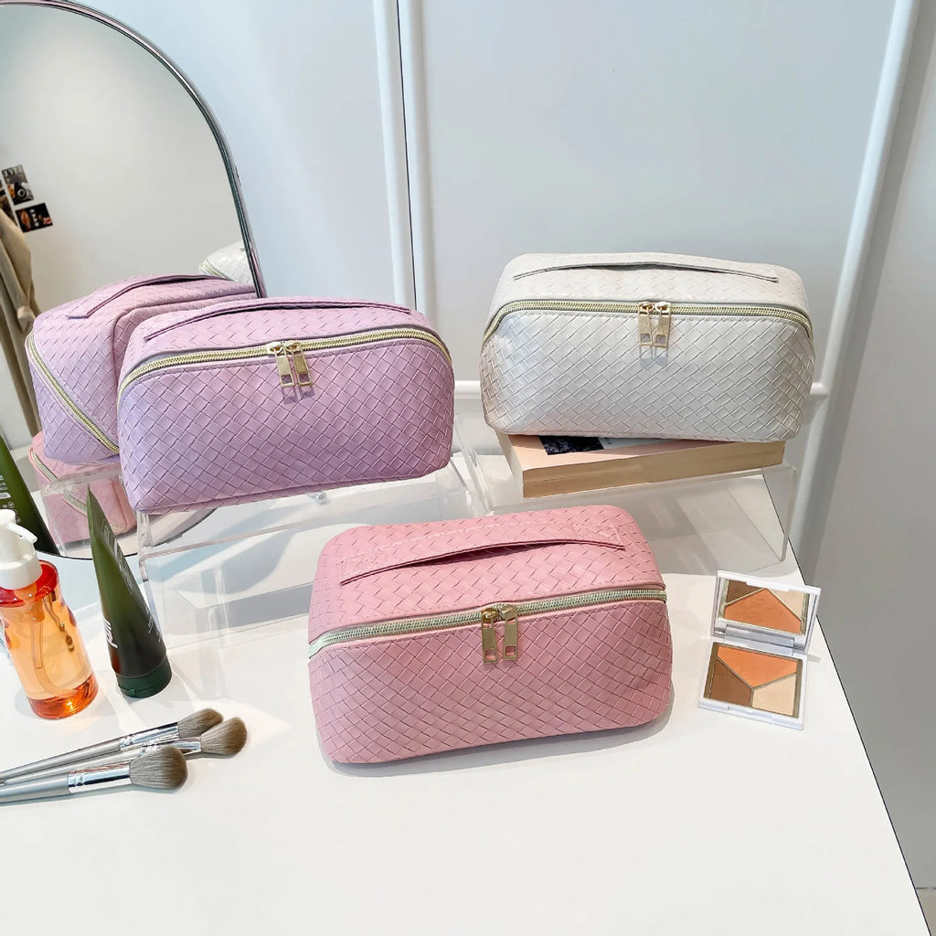 Waterproof PU storage bag in white, large capacity multifunctional washing bag for cosmetics, breathable design