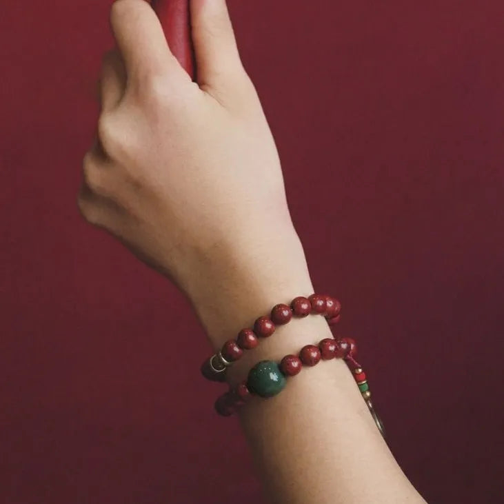 Handcrafted bodhi seed double circle bracelet for women with retro design in natural beige