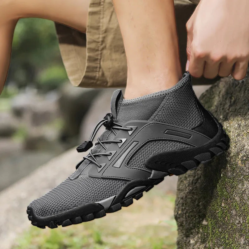 Men's mid-top breathable non-slip hiking shoes with fly weaving upper and rubber outsole in black, grey, or blue
