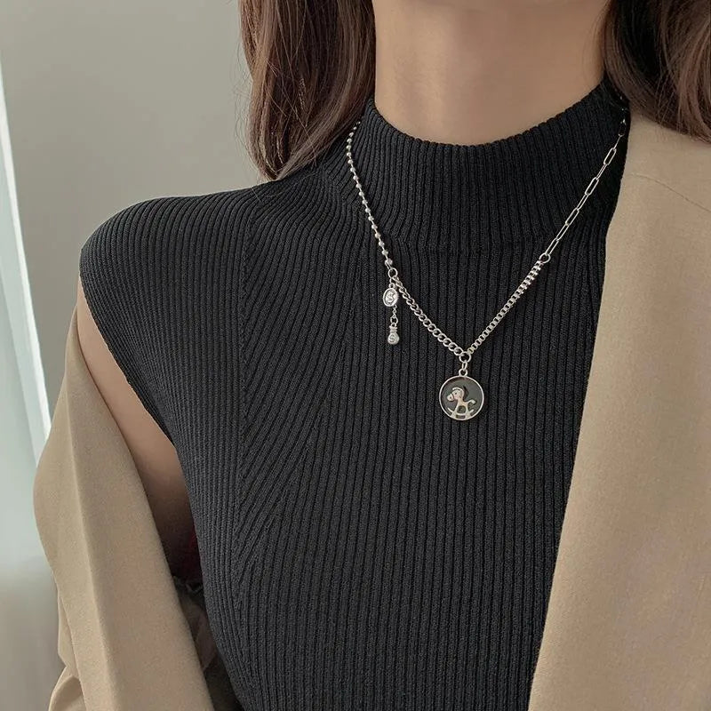 Normcore double-layer necklace for women with retro rhinestone geometric pendant and alloy chain