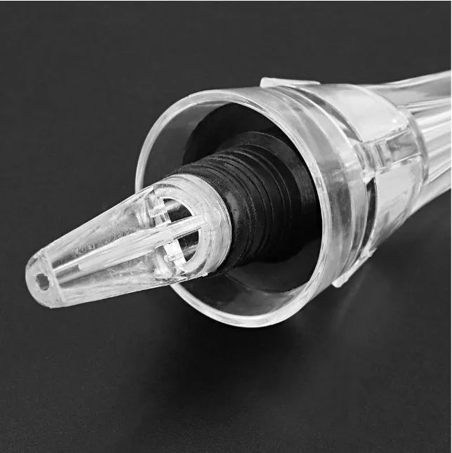 16cm long acrylic wine aerator with a stainless steel filter for instant pouring.