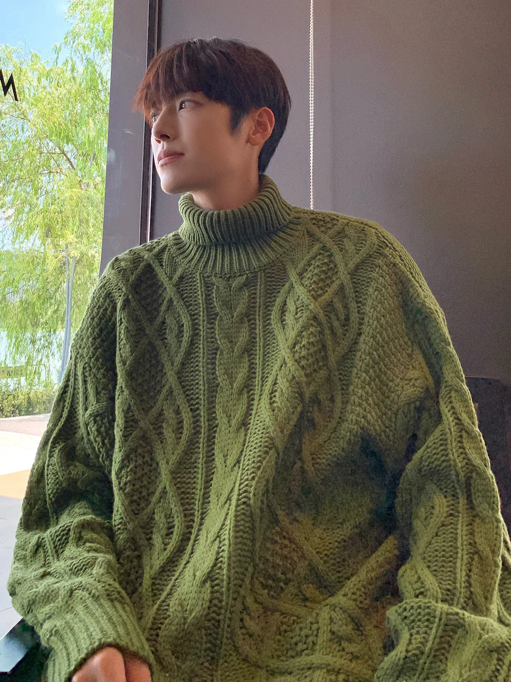 Japanese-style retro green jacquard turtleneck sweater for youth, loose fit, wool blend