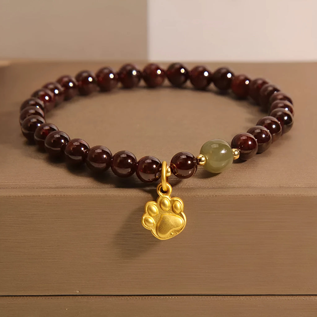 Cat's paw garnet crystal bracelet for women with adjustable design and original jewellery styling