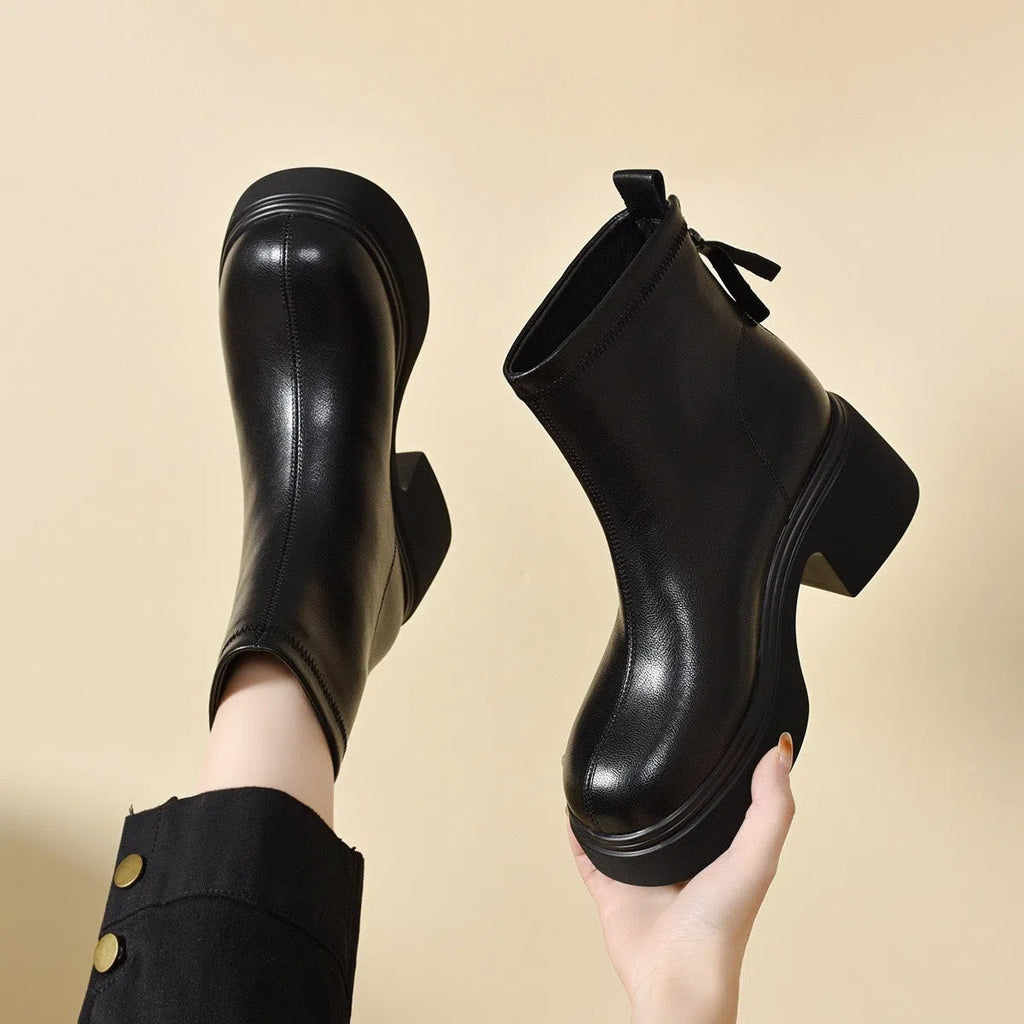 Black sheepskin shoes for shorter women with cotton lining and flat heel