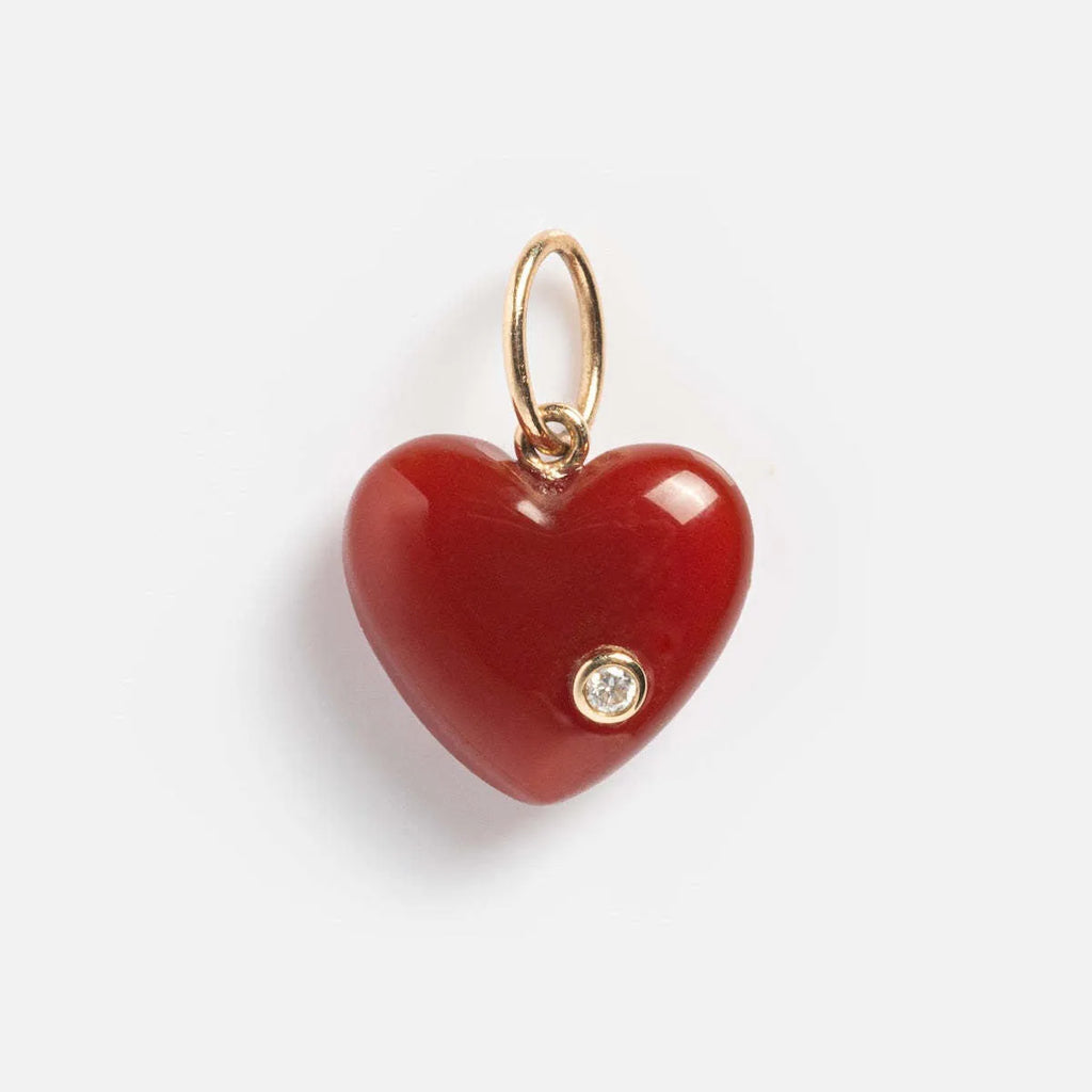 Geometric natural stone crystal pendant on an O-shaped chain necklace