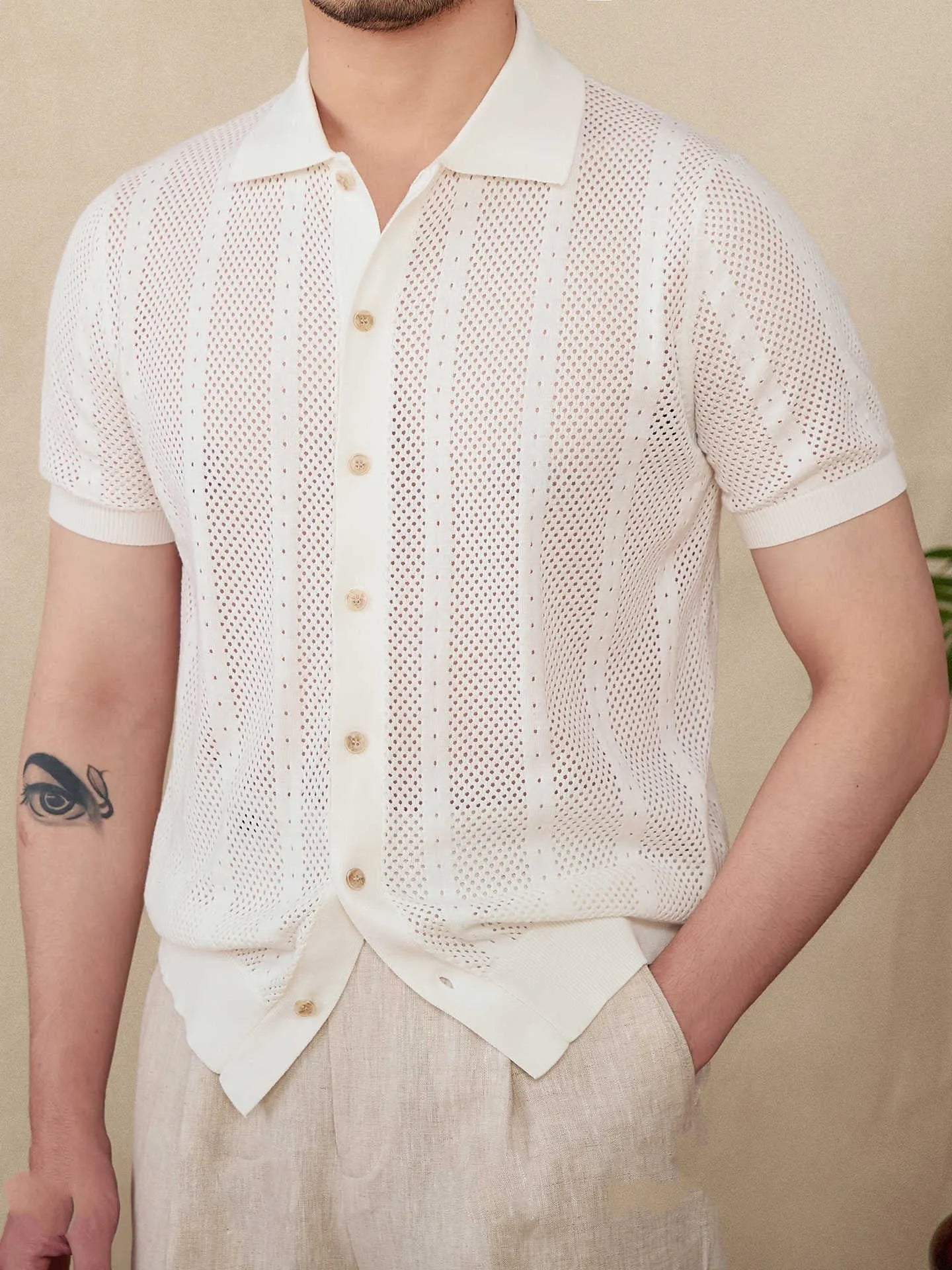 Men's short sleeve lapel cardigan with striped pattern in cotton fabric