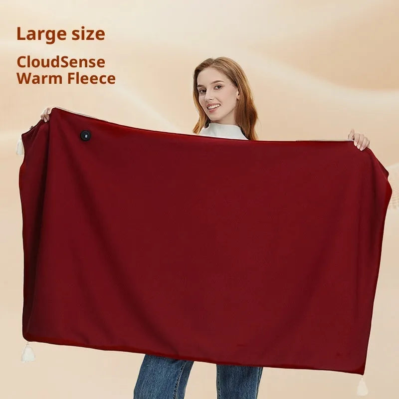 Solid-colour polyester heated shawl blanket in green, red, or beige with 4000mAh or 5000mAh power bank