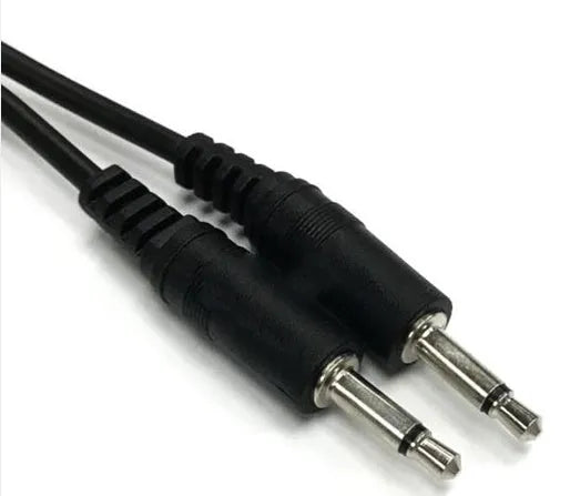 1 metre long 3.5 mm audio extension cable with gold-plated male and female connectors