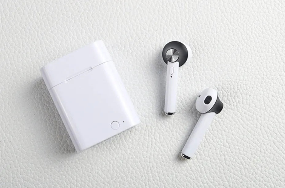 Sports Bluetooth wireless headset in five metallic colours with earbuds