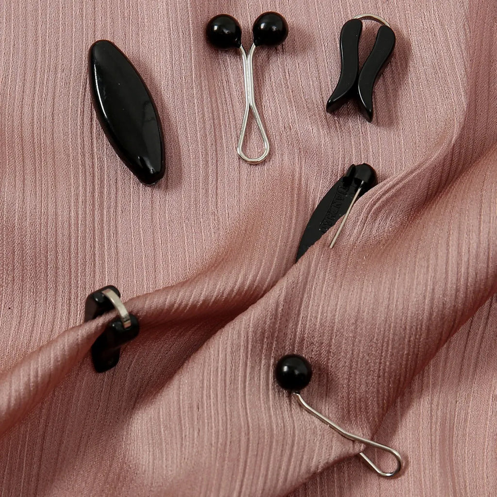 Oval plastic resin-drip scarf clip set in five colours, medium size 3.5x1.7cm