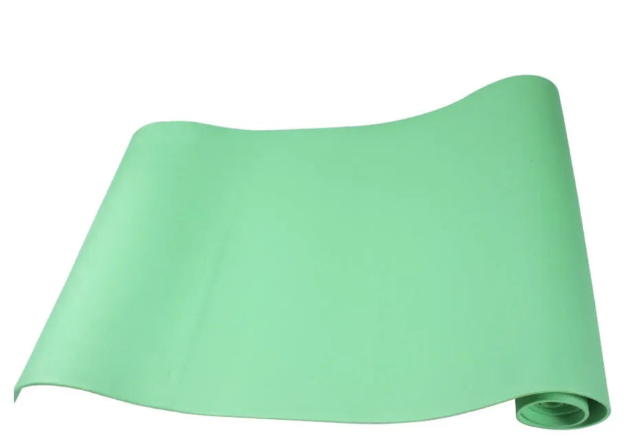 Red and blue EVA yoga mats showing 4mm and 6mm thickness options rolled up with storage bag.