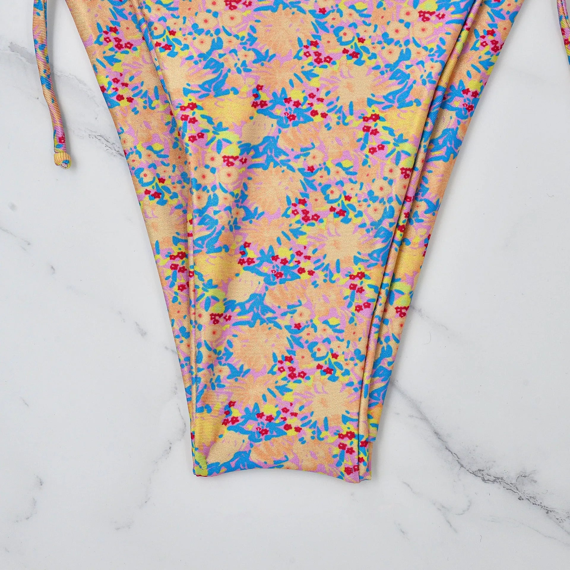 Lace-up bikini swimsuit with split briefs and backless design for swimming sports