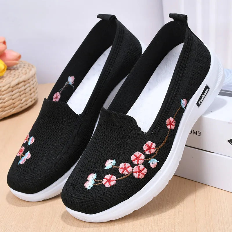 Women's wine red embroidered low-heel sports pumps with a round toe and anti-slip sole