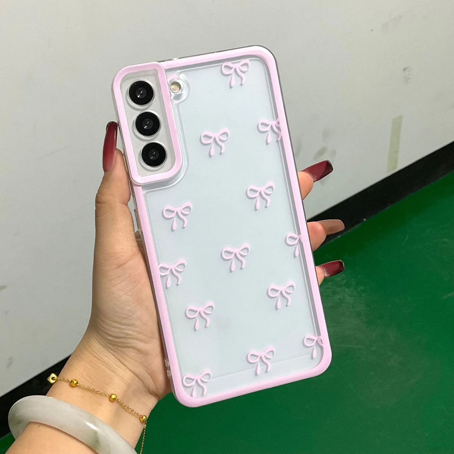 Samsung TPU phone case with small bowknot cartoon design, transparent, three-dimensional relief