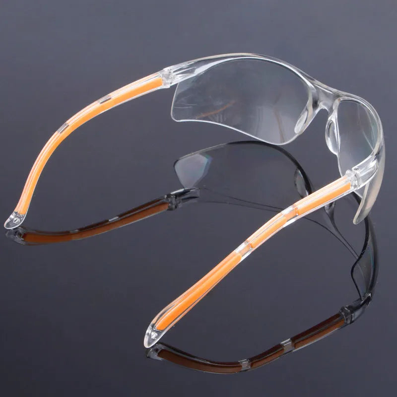 Transparent yellow-tinted labour protection safety goggles for workplace use