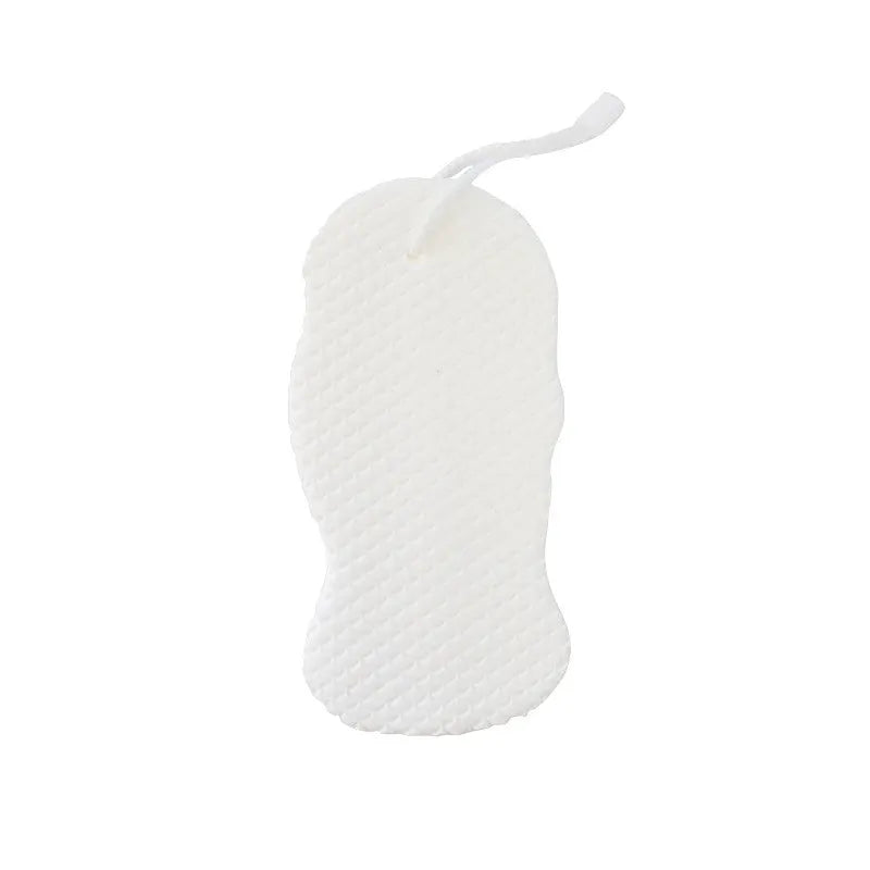 3D fish scale pattern bath sponge in white, grey, pink or light blue colours for gentle exfoliation