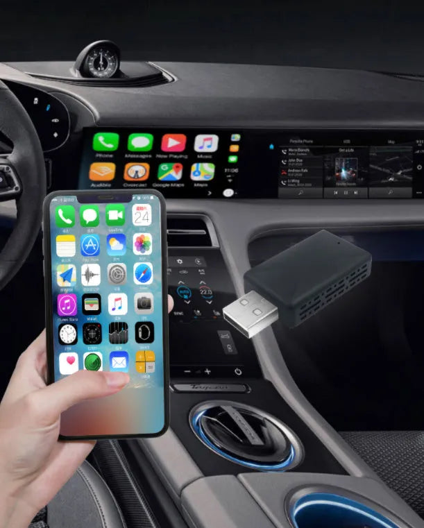 Black 2-in-1 wireless car adapter with USB connection and aluminium alloy construction