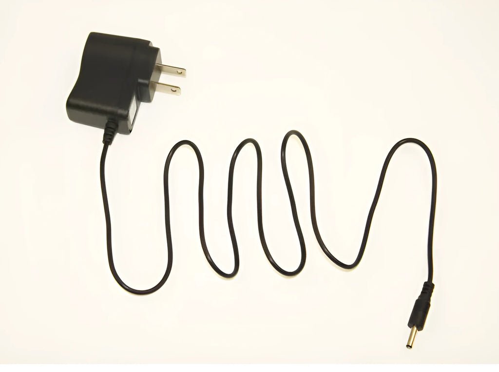 Black 18650 lithium battery direct charger with DC3.5mm plug and 50-90cm cable, US or EU standard
