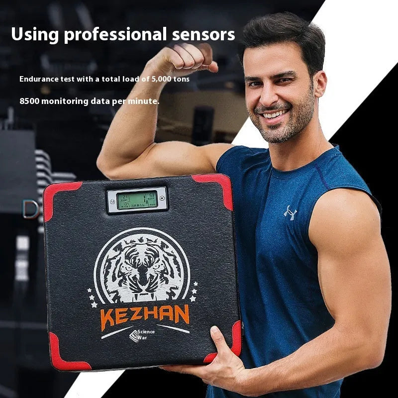 Smart hanging-type boxing training sandbag dynamometer with digital display and PU construction.