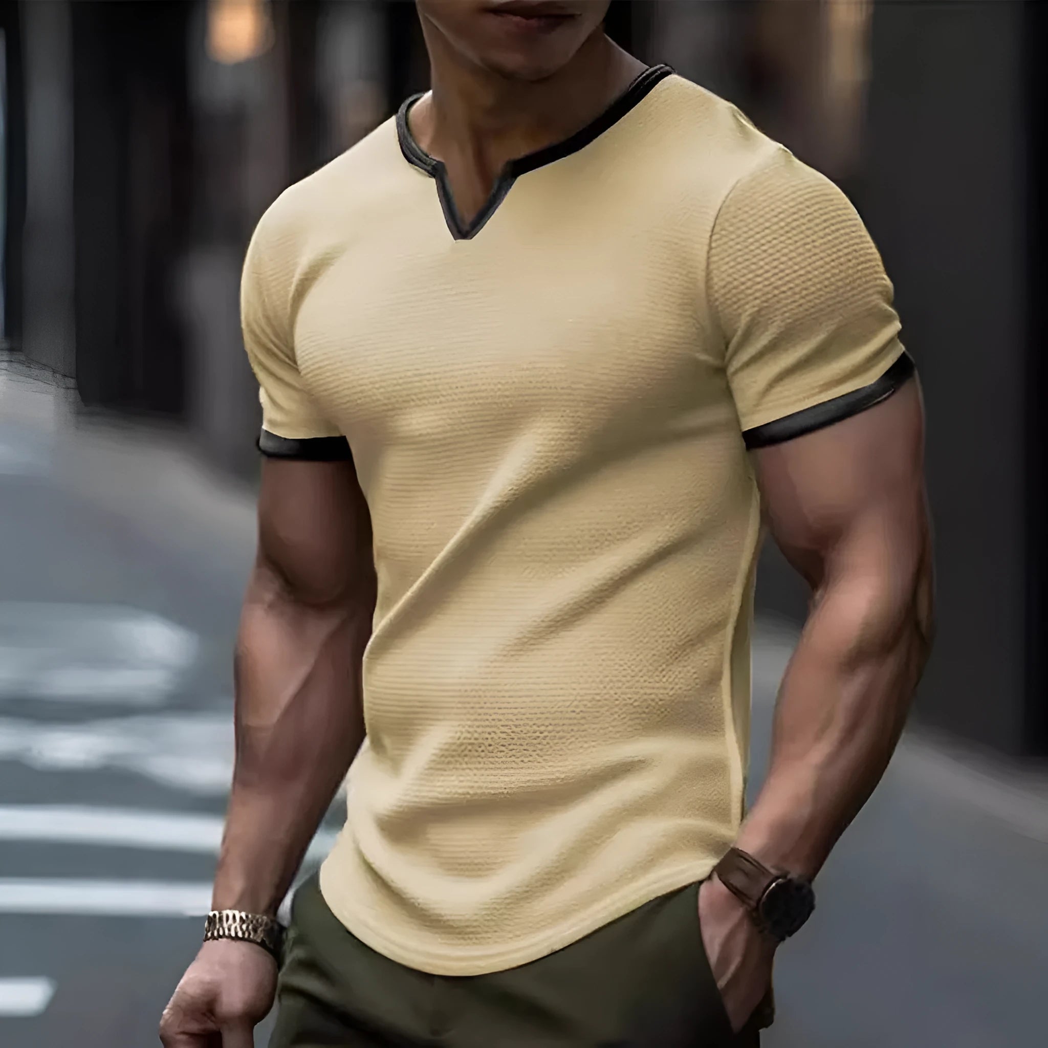 Men's colour-block V-neck sports t-shirt in waffle-textured polyester fabric