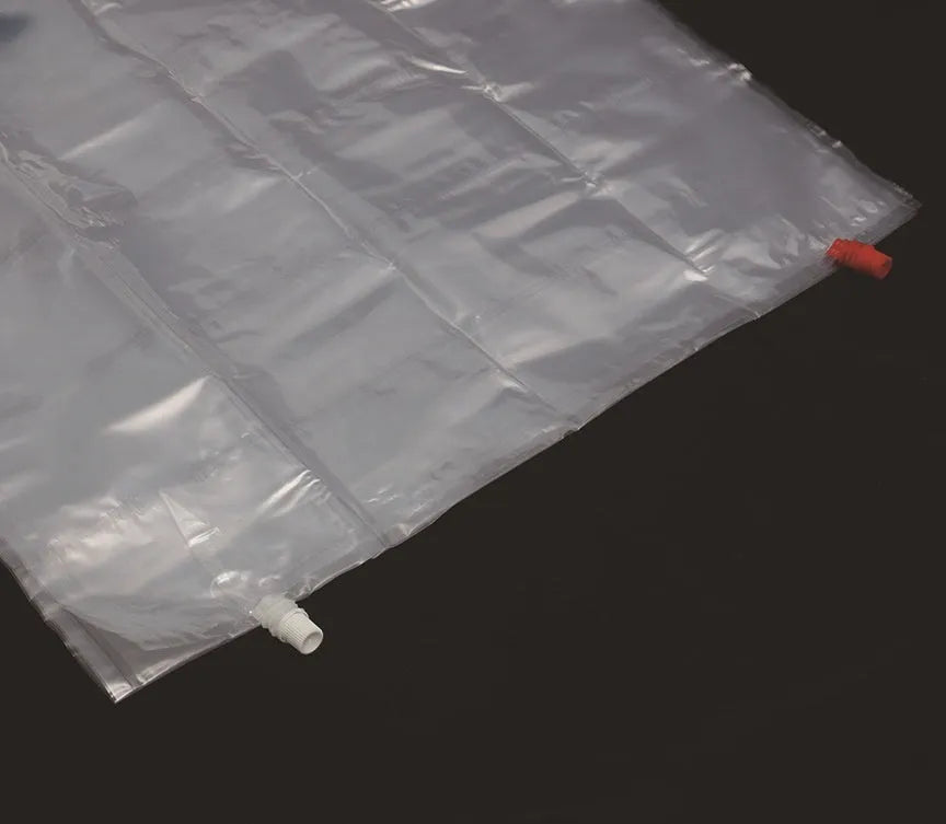 Transparent outdoor airbed showing dimensions of 200 cm length, 60 cm width, and 5 cm thickness