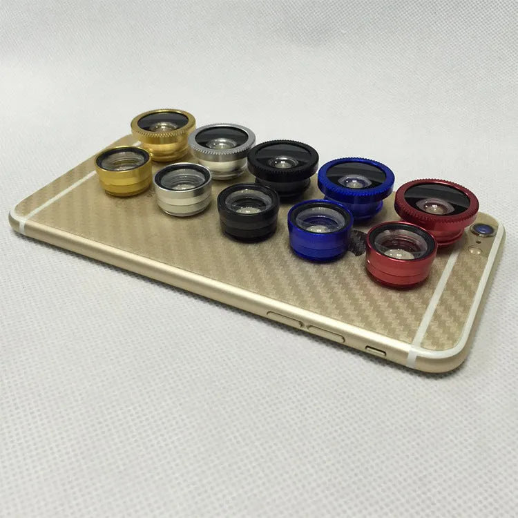 Three-in-one fisheye wide-angle macro clip-on lens kit for mobile phones in various colours.