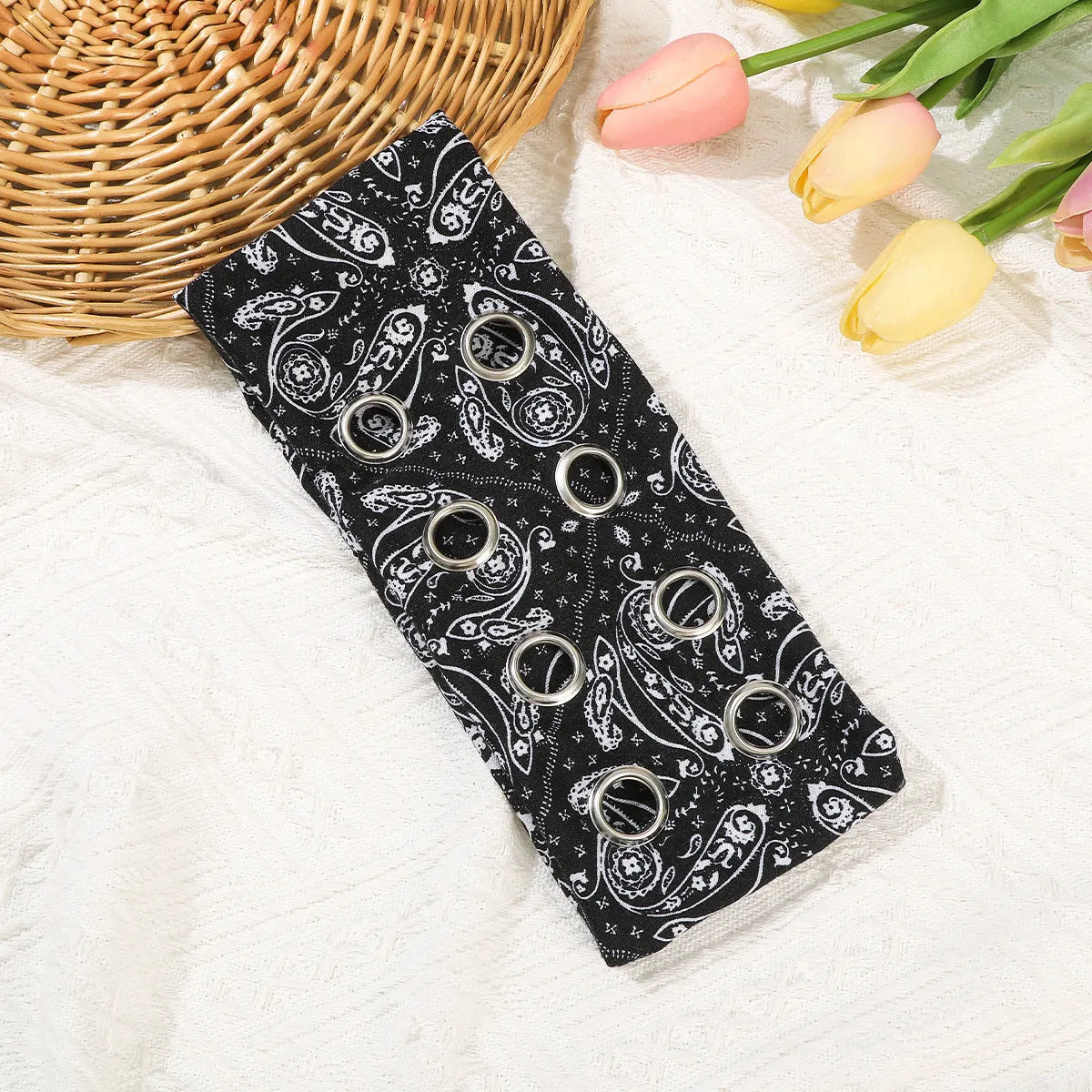 Hollow metal pullover hair band for exercise in leopard print colour