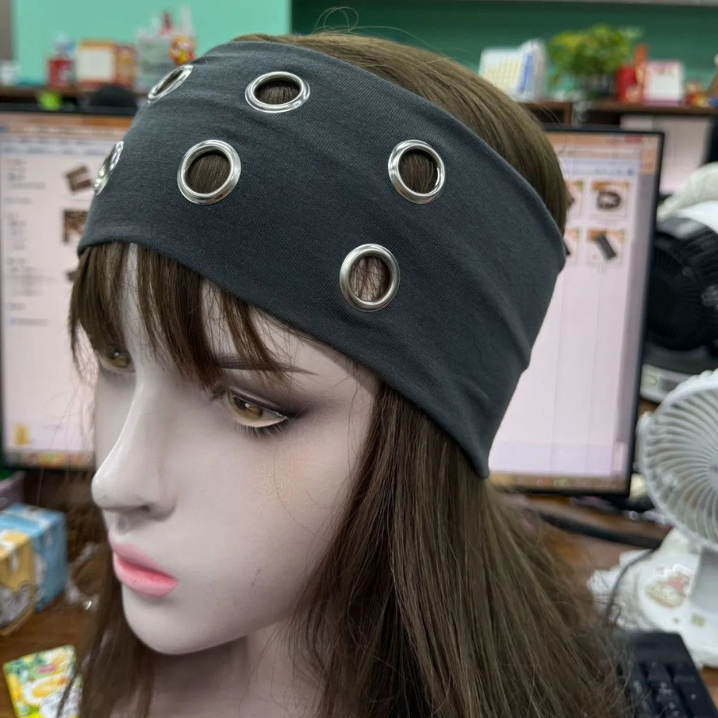 Hollow metal pullover hair band for exercise in leopard print colour
