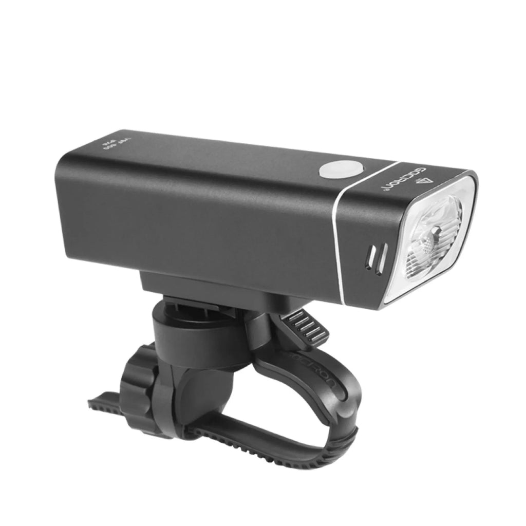 CREE XPG3 600 lumen aluminium bicycle headlight with black finish mounted on handlebars, IPX6 waterproof for night riding