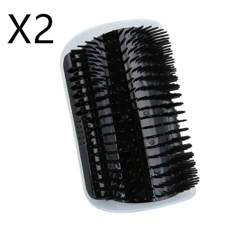 Cat self-grooming brush with mint pad, blue colour, 9x13cm size, on light background