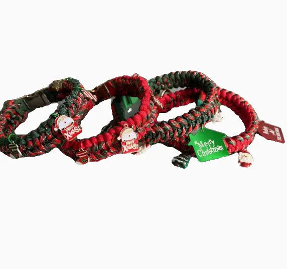 Hand-held polypropylene rope dog leash with P chain design in green colour with release buckle