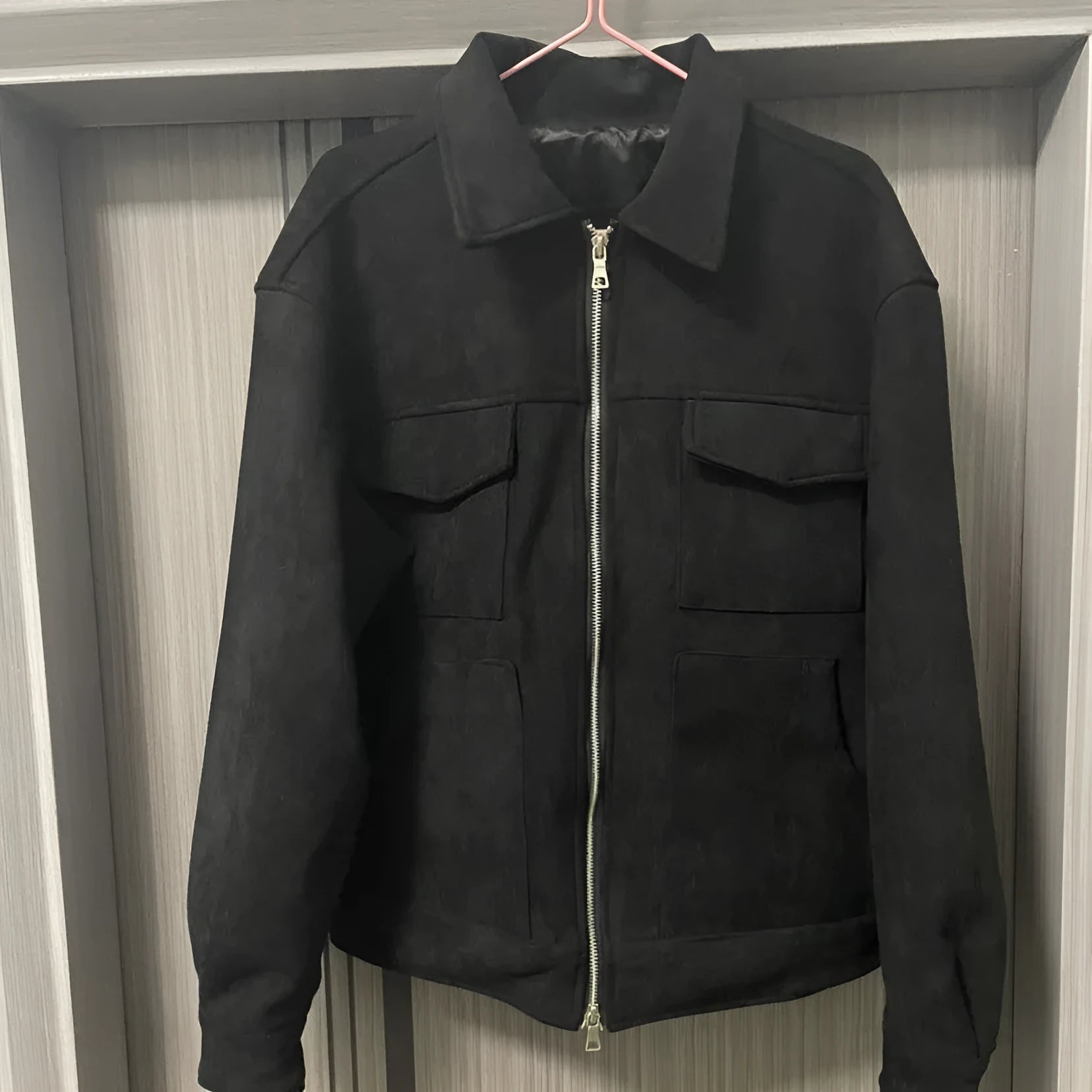 Men's slim fit jacket coat with zippered pockets in camel colour with polyester lining
