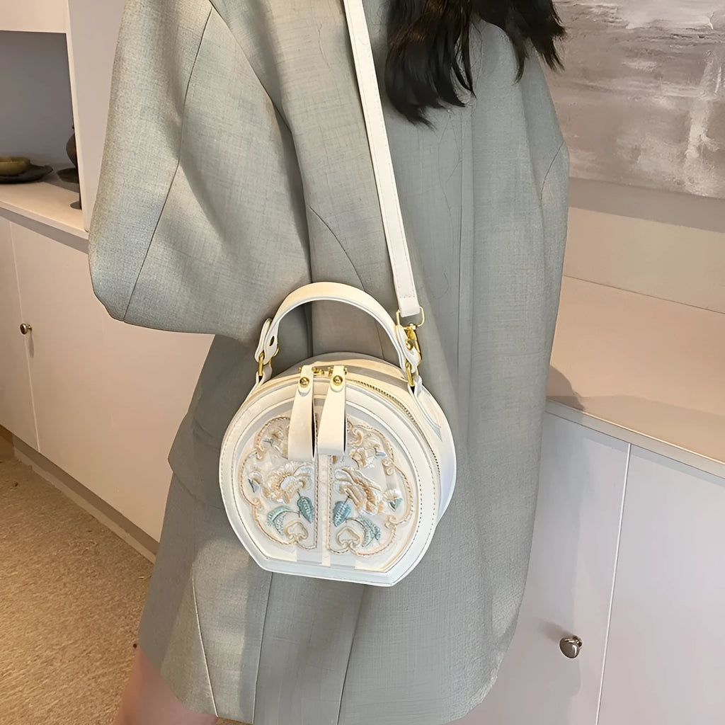 Chinese embroidery soft PU leather messenger bag with adjustable strap in horizontal square shape