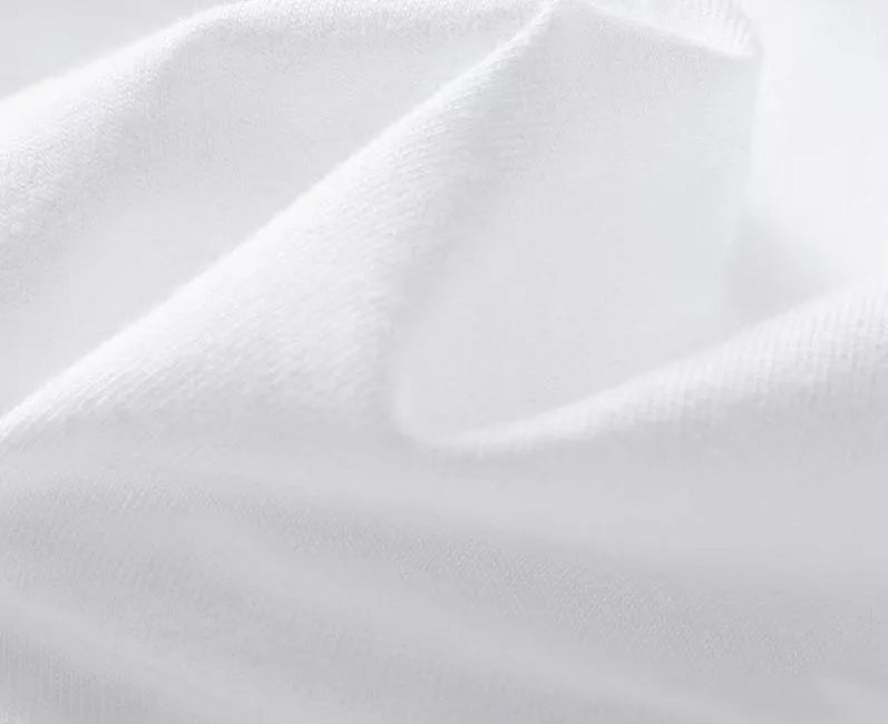 Men's loose fit short sleeve cotton t-shirt in black or white for business commute wear