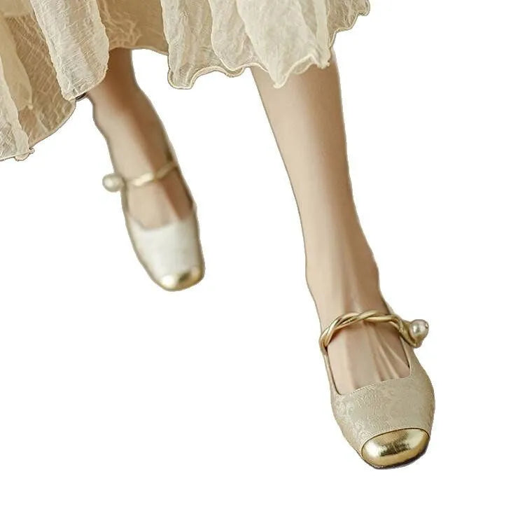 Women's retro low-top sequin platform shoes in beige with Velcro closure