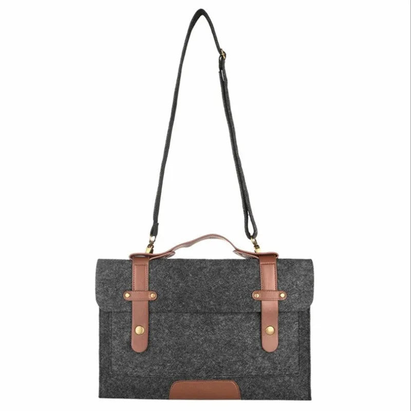 Simple felt laptop protective cover in dark grey for 13 inch computer