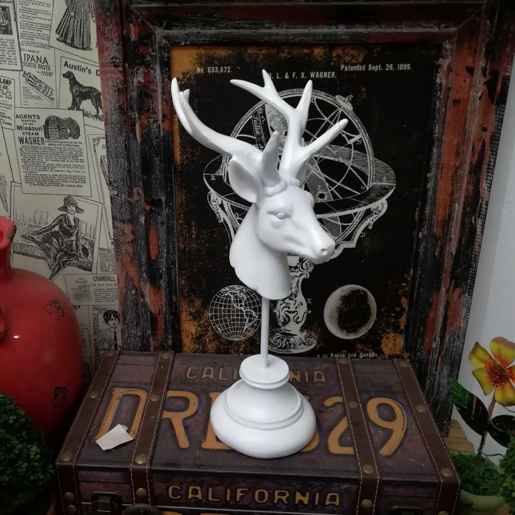 Natural resin animal sculpture home decoration in black, white or wood colour, 32cm height
