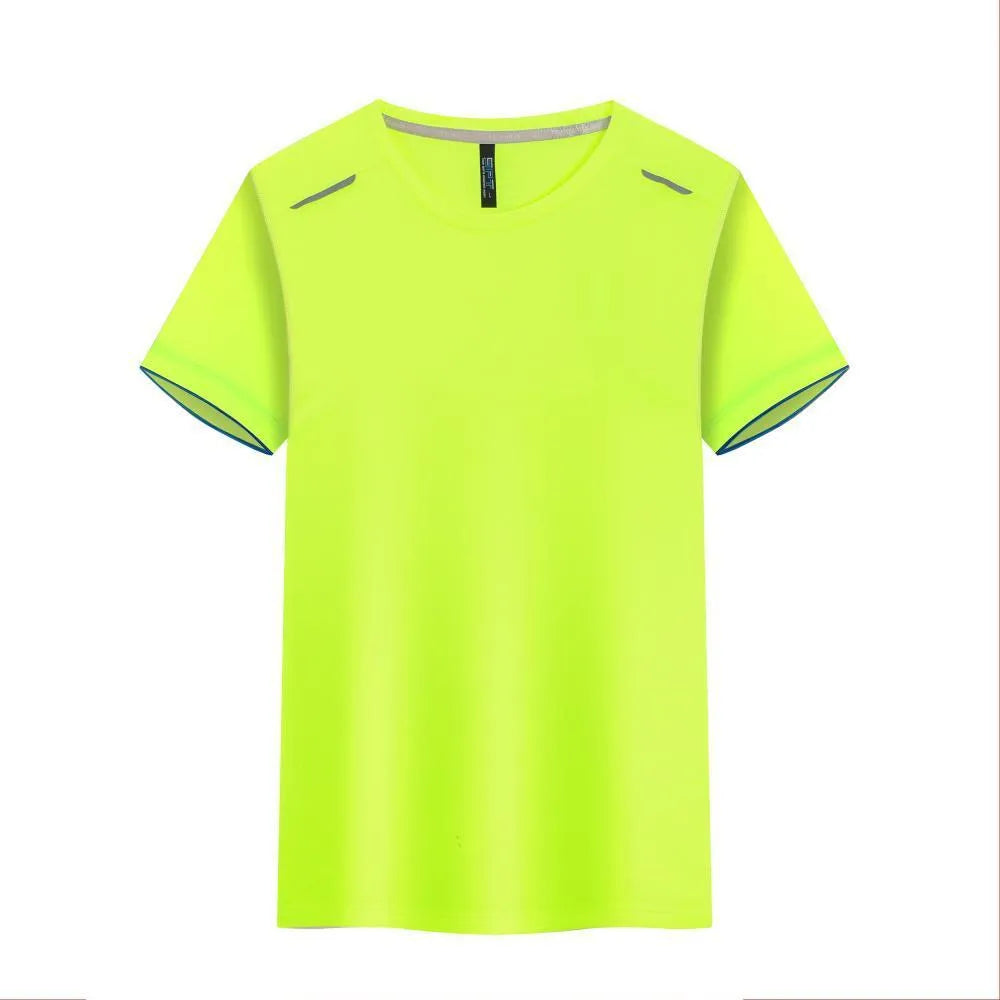 Round neck short sleeve sports T-shirt in spandex polyester fabric on a size chart.