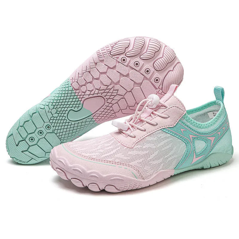 Five finger non-slip upstream shoes in army green with rubber sole and elastic band
